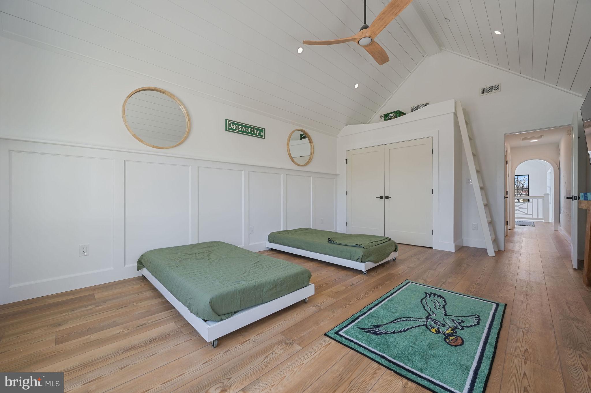 103 A New Road Lewes, DE 19958 - Photo 24 of 31 Massive 2nd floor bedroom,custom work throughout
