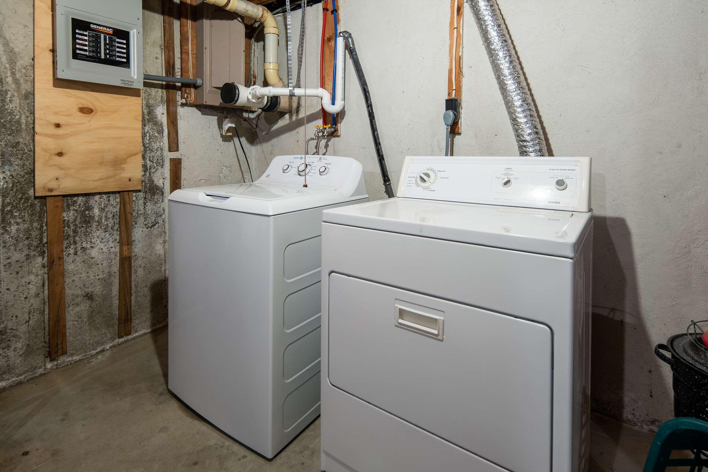 66 Logging Road York, ME 03902 - Photo 14 of 18 Laundy & Generator