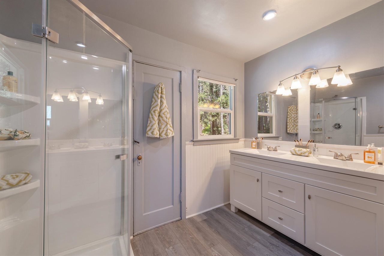 21180 Donner Pass Road Soda Springs, CA 95728 - Photo 13 of 21 Gallery Image 13