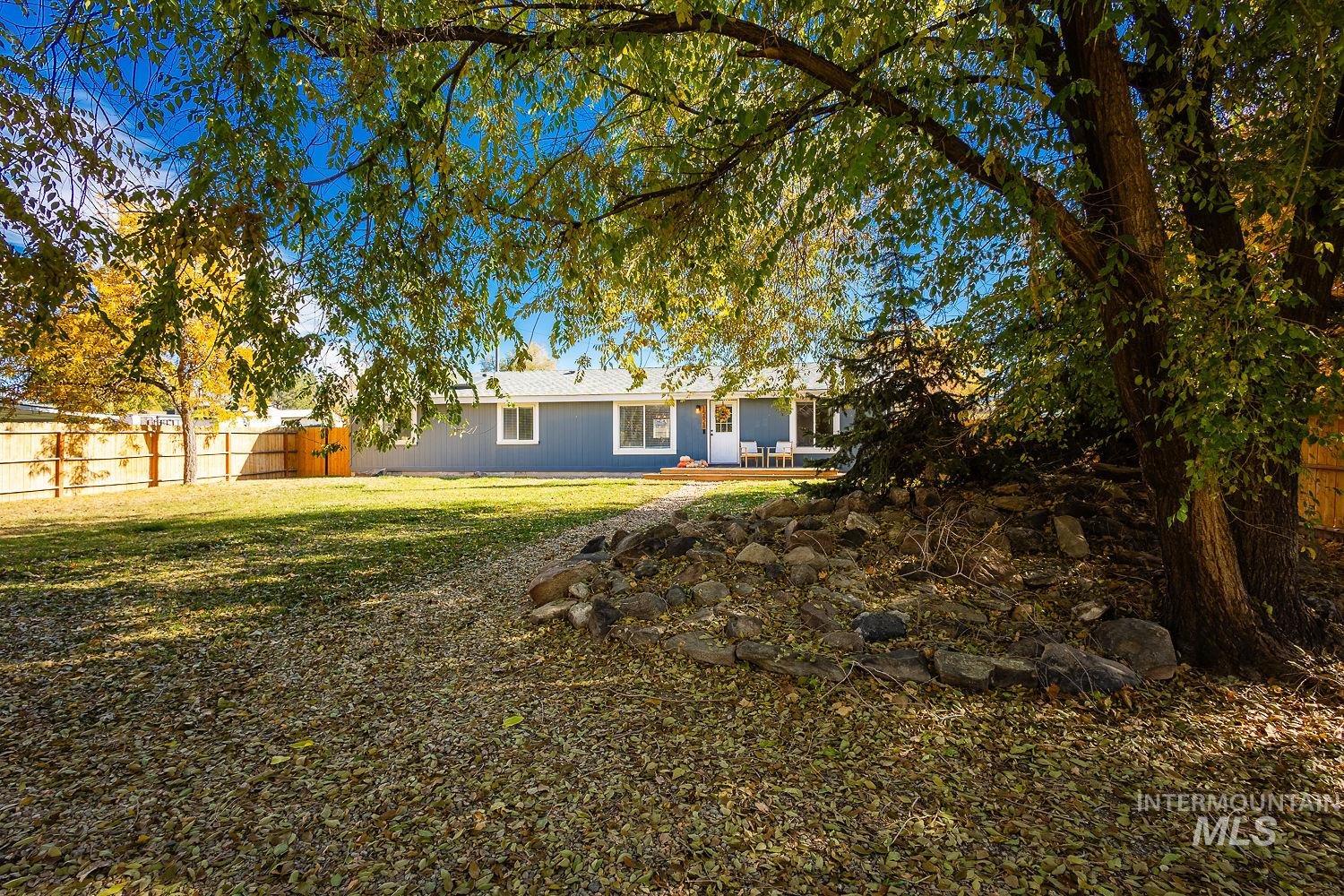 15828 Alverta Avenue Caldwell, ID 83607 - Photo 3 of 47