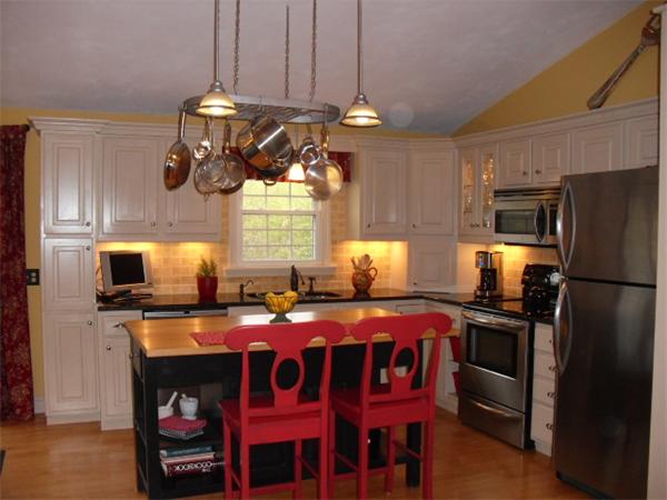 65 Blacksmith Road Seekonk, MA 02771 - Photo 3 of 17 Gallery Image 3