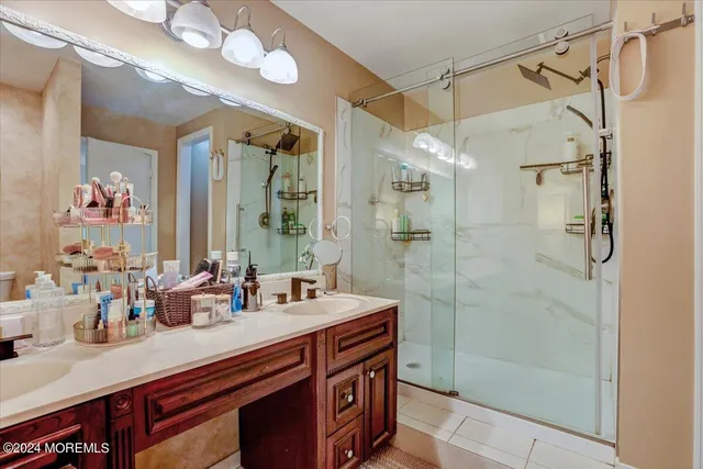 $3,500 | 125 Bedford Place, Morganville, NJ 07751