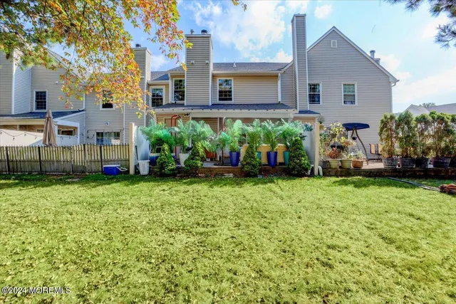 $3,500 | 125 Bedford Place, Morganville, NJ 07751