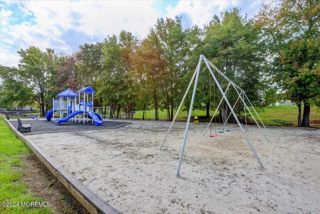 $3,500 | 125 Bedford Place, Morganville, NJ 07751