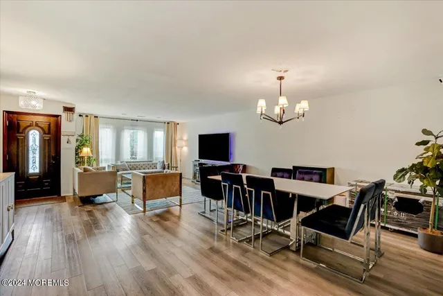 $3,500 | 125 Bedford Place, Morganville, NJ 07751