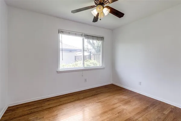 $3,290 | 6418 East Lovers Lane, Dallas, TX 75214