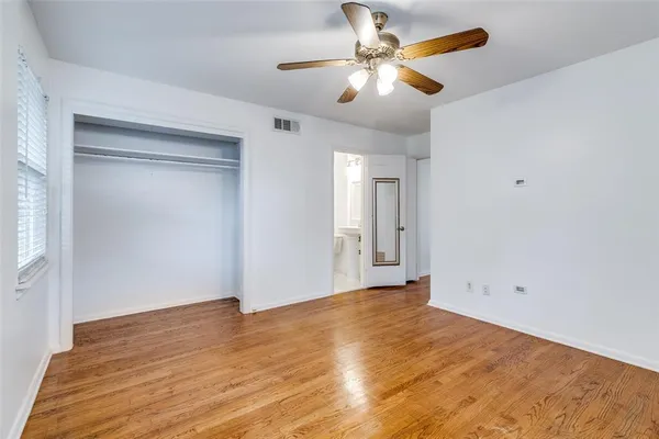 $3,290 | 6418 East Lovers Lane, Dallas, TX 75214