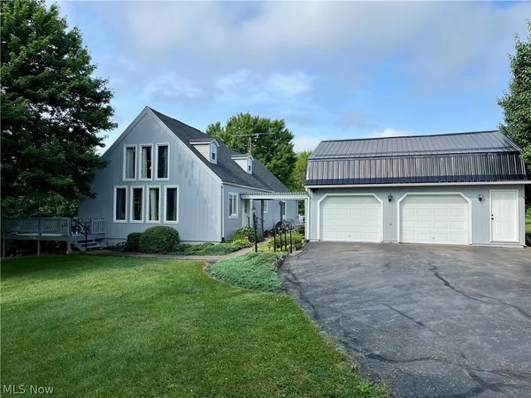 $595,000 | 1368 Andora Road Northeast, Carrollton, OH 44615