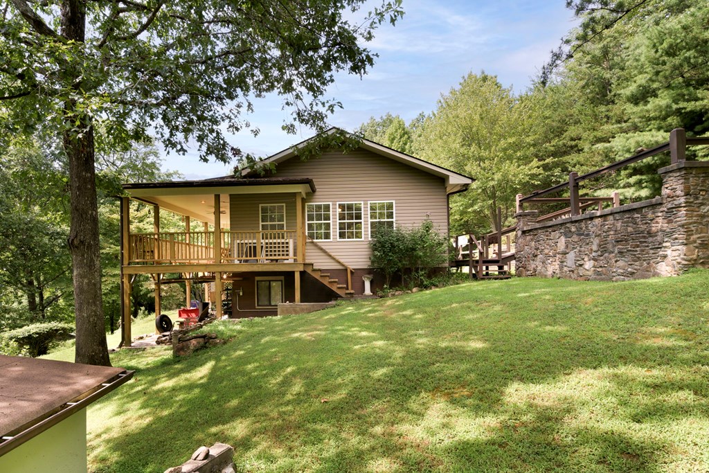 488 West Cherry Road Hayesville, NC 28904 - Photo 3 of 49 Gallery Image 3