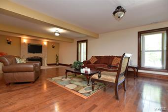 3530 Yaeger Road St. Louis, MO 63129 - Photo 4 of 74 Gallery Image 4