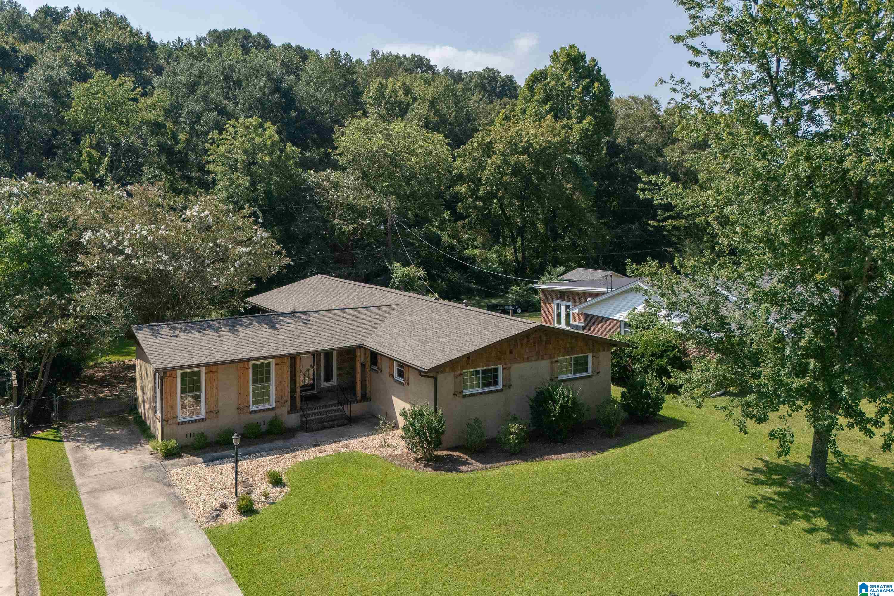 4369 MountainDale Road Birmingham, AL 35213 - Photo 1 of 40