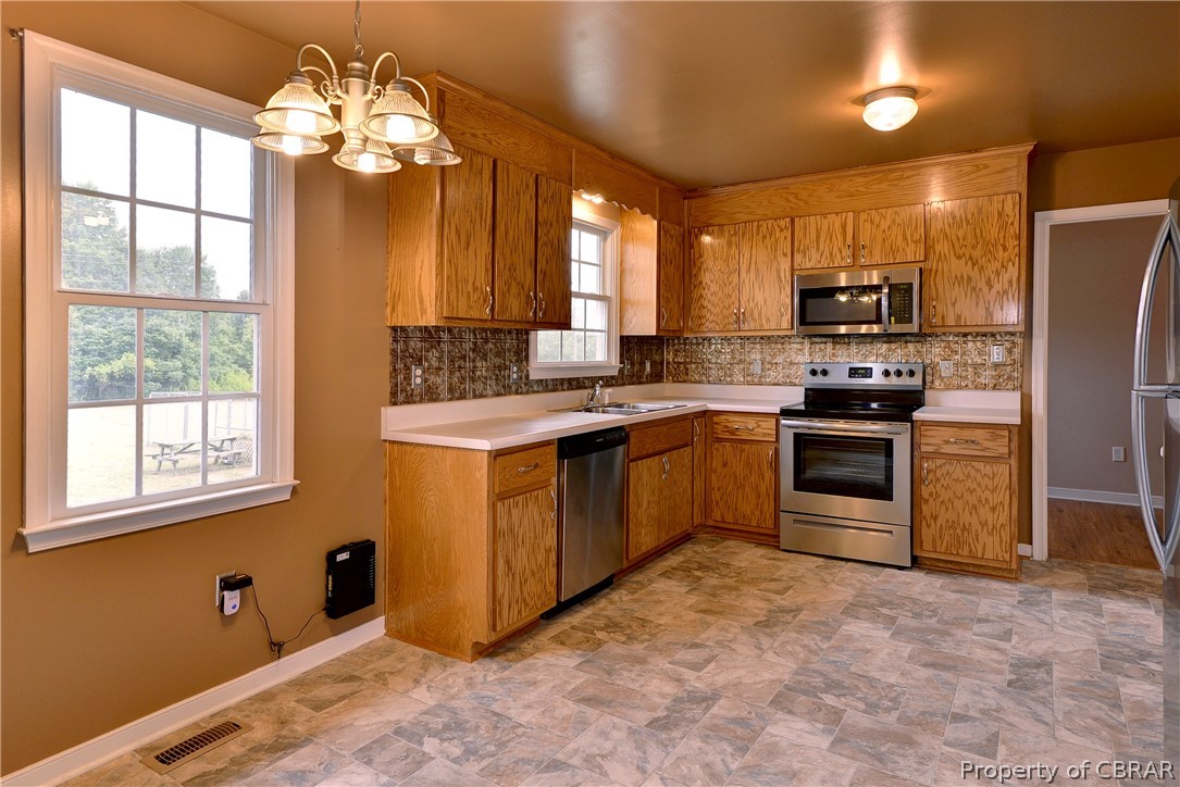 15511 Arwood Road Disputanta, VA 23842 - Photo 10 of 35