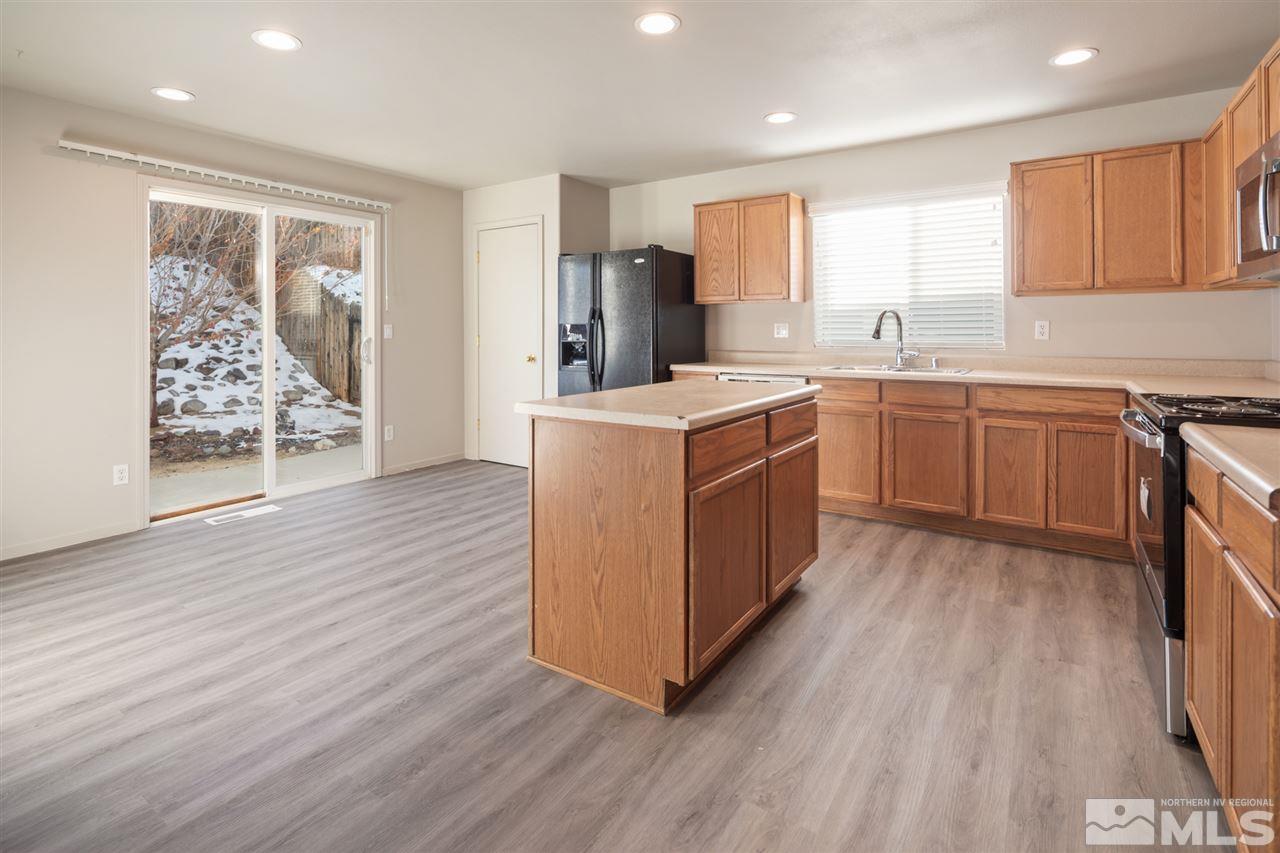 7478 Hebrides Court Reno, NV 89506 - Photo 7 of 28 Photo 7