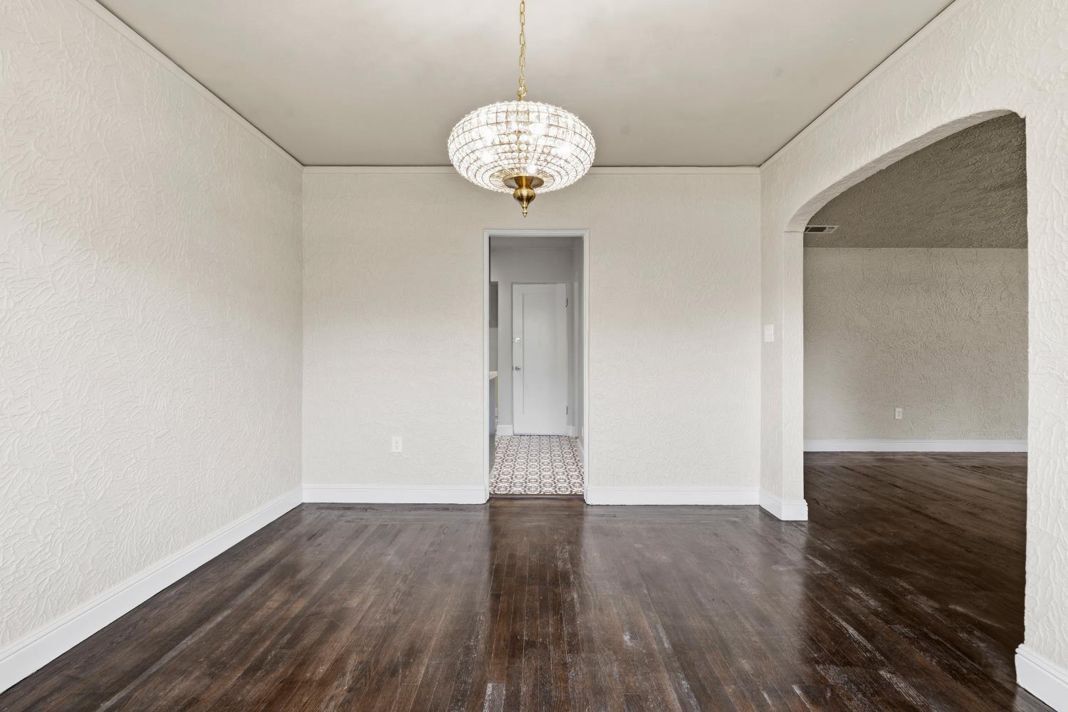 1015 College Avenue Modesto, CA 95350 - Photo 9 of 56