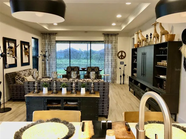 $465,000 | 10114 Highland Park Place, Palmetto, FL 34221