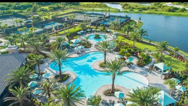 $465,000 | 10114 Highland Park Place, Palmetto, FL 34221