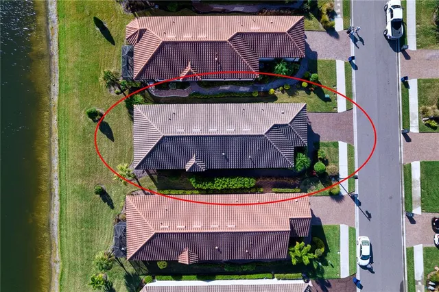 $465,000 | 10114 Highland Park Place, Palmetto, FL 34221