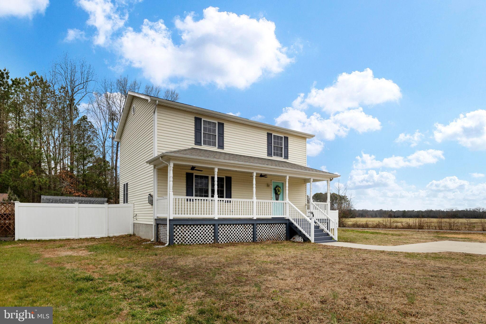 617 Wakefield Drive Colonial Beach, VA 22443 - Photo 2 of 42