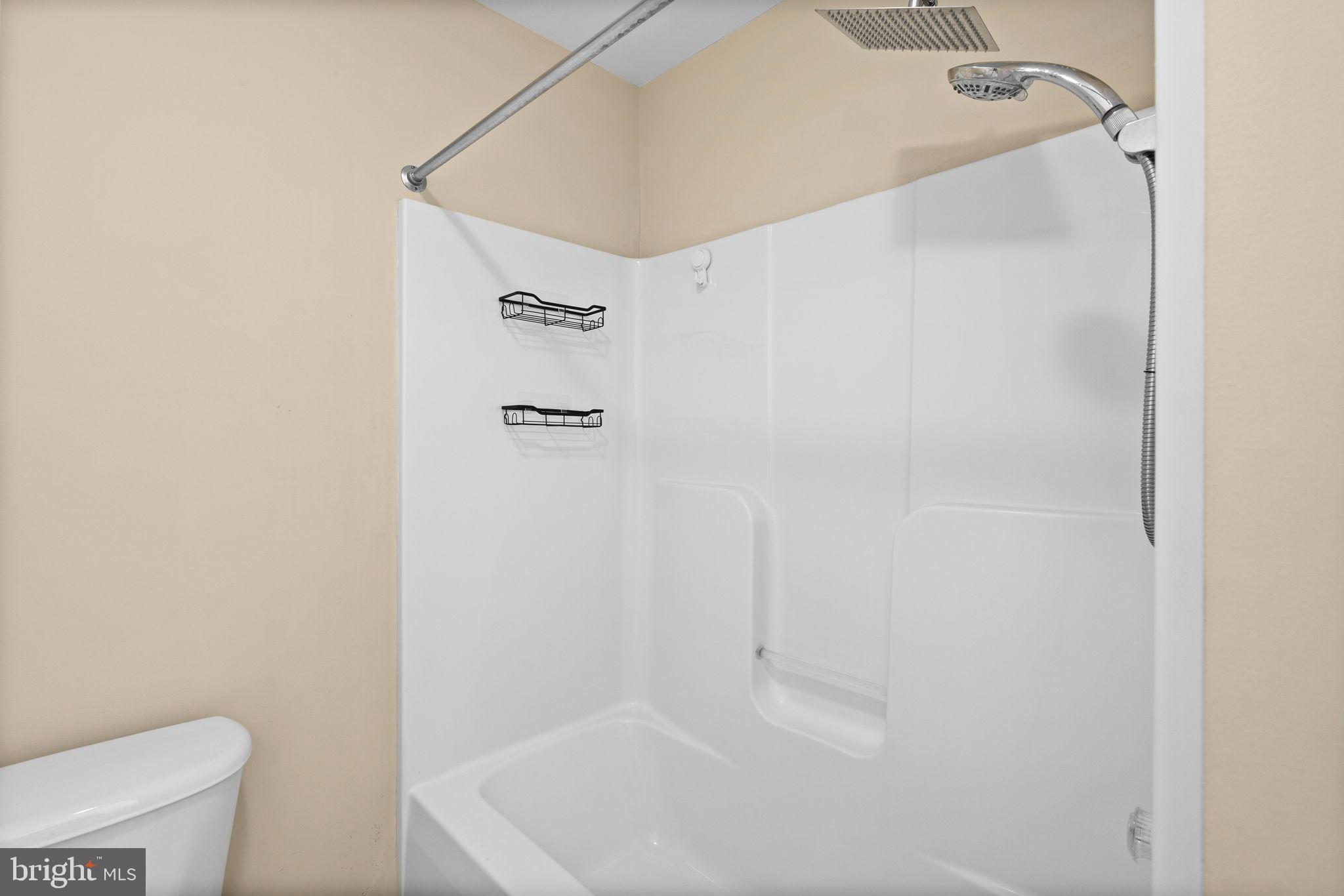 617 Wakefield Drive Colonial Beach, VA 22443 - Photo 29 of 42 2nd full bath