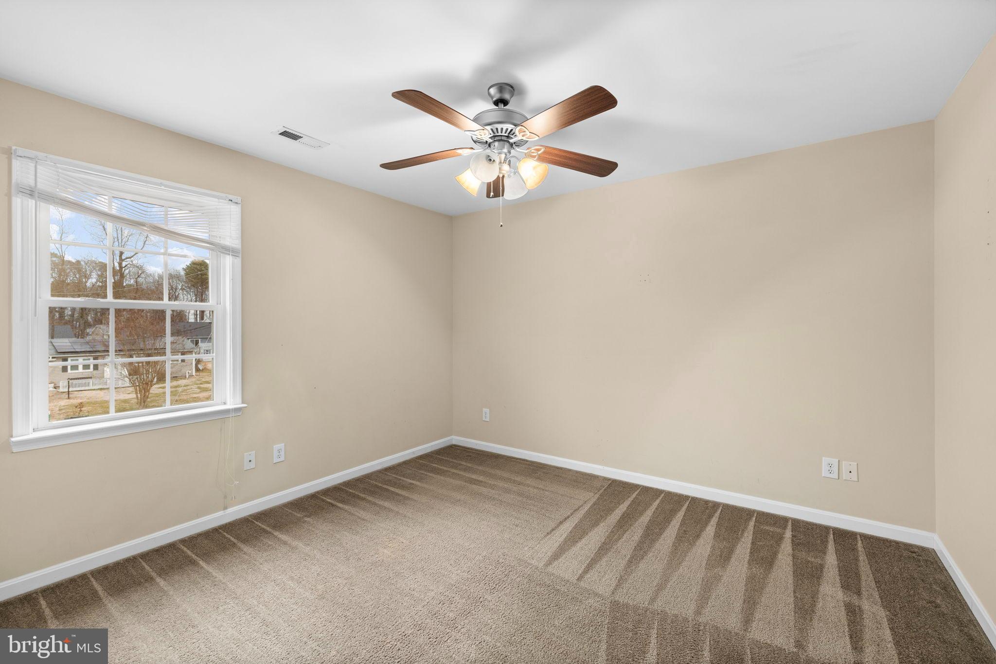 617 Wakefield Drive Colonial Beach, VA 22443 - Photo 33 of 42 Bedroom #2