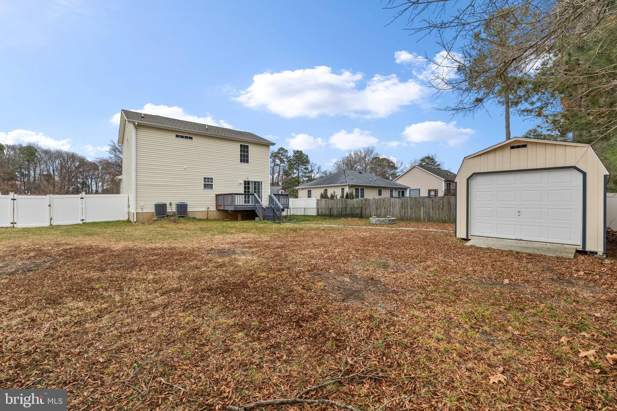 617 Wakefield Drive Colonial Beach, VA 22443 - Photo 7 of 42