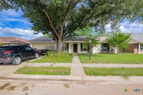 $187,000 | 203 Yorkshire Lane, Victoria, TX 77904