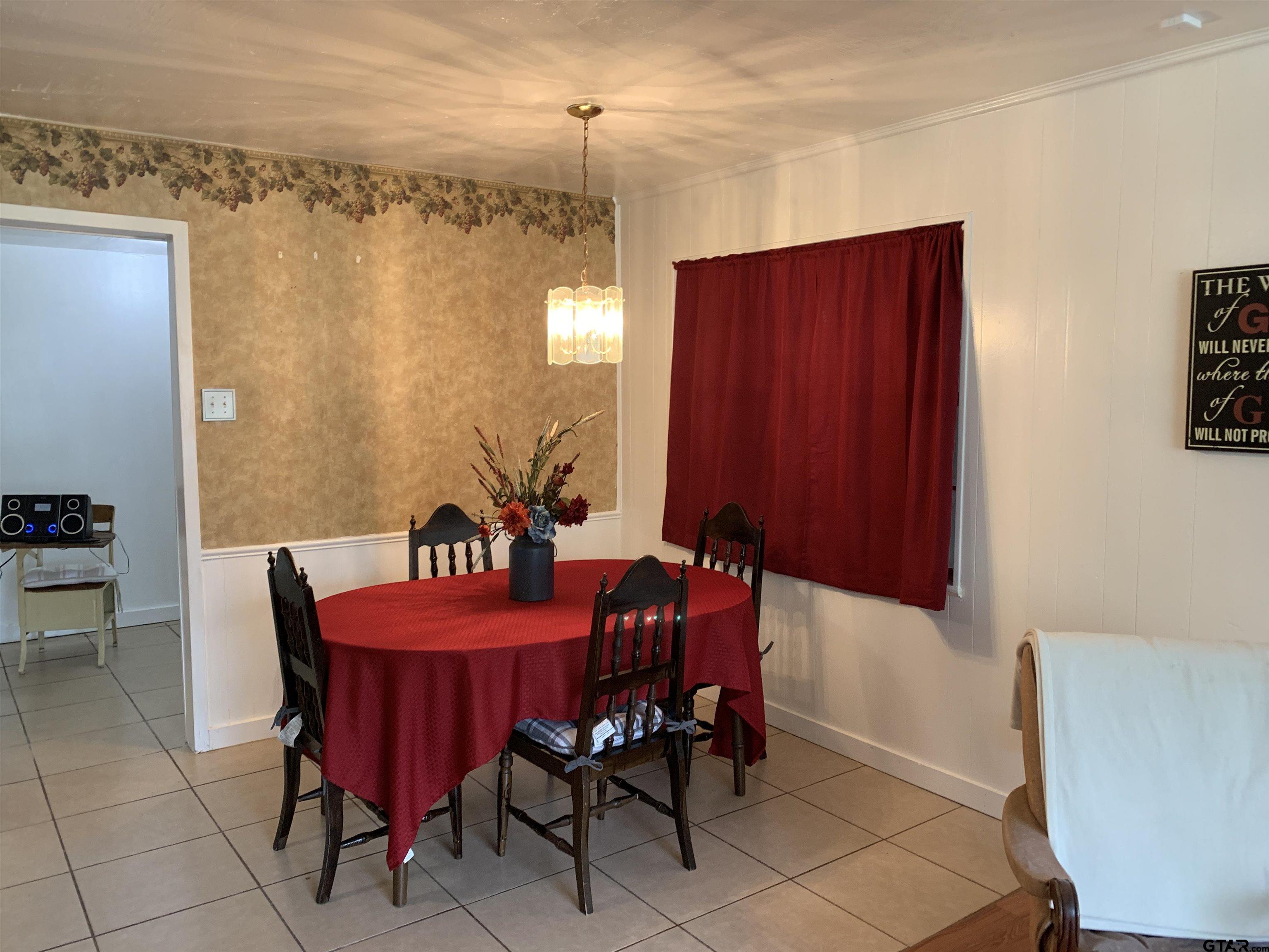 106 Southwest 5th Bogata, TX 75417 - Photo 5 of 14