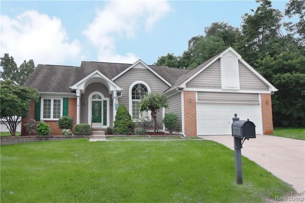 3375 Henley Court Rochester Hills, MI 48309 - Photo 1 of 31