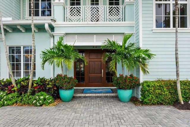 $5,875,000 | 960 Dogwood Drive, Delray Beach, FL 33483