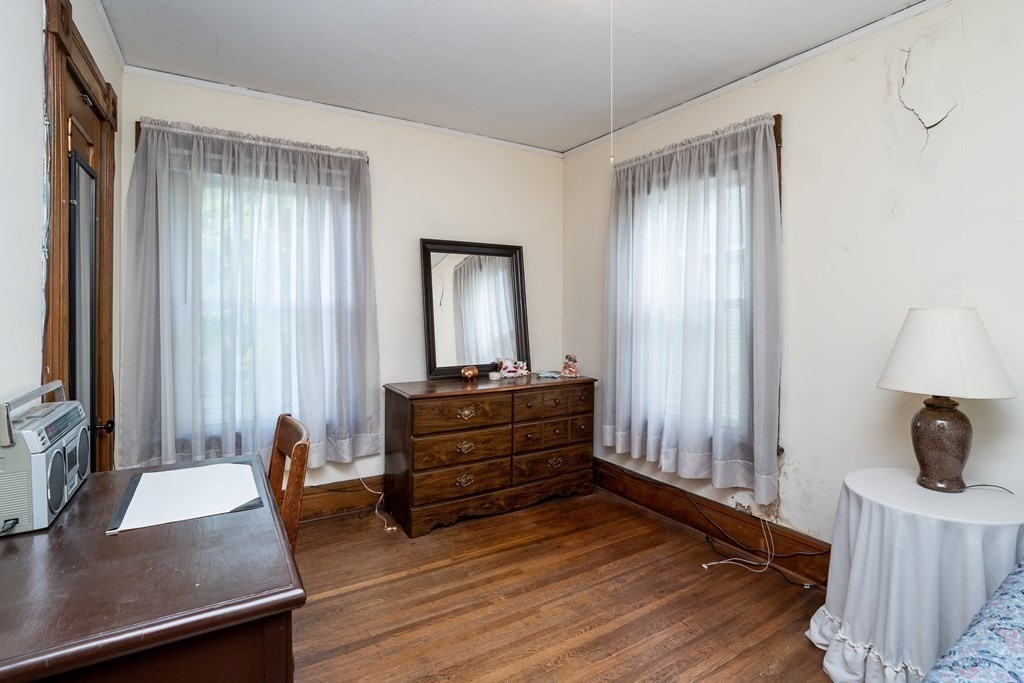 98 Yale Street Springfield, MA 01109 - Photo 25 of 33 Gallery Image 25