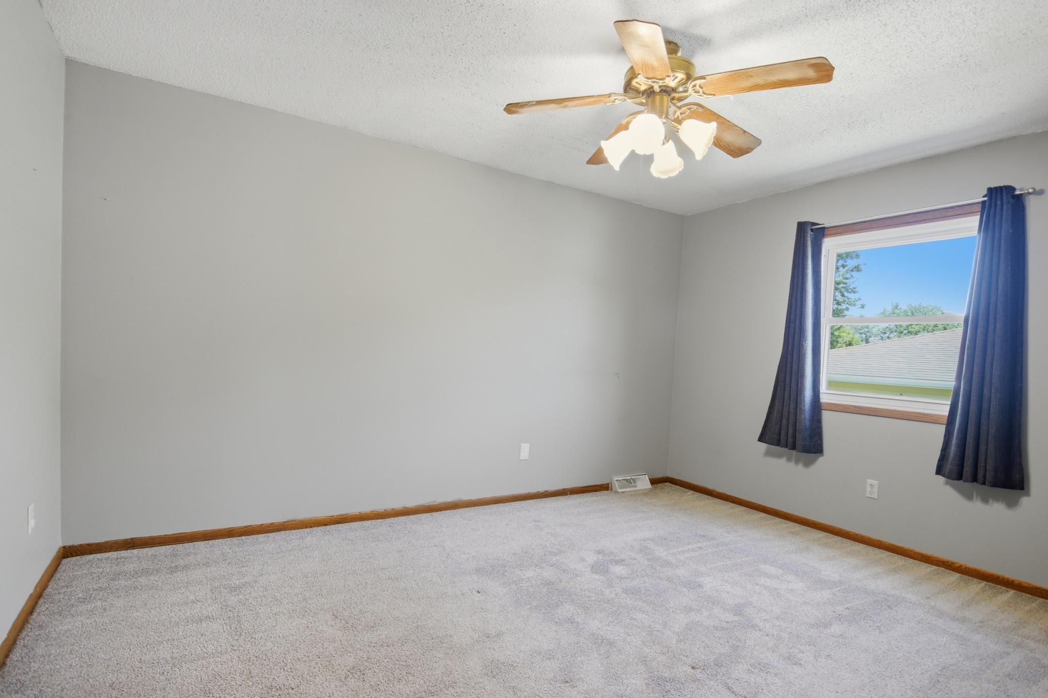 717 Colonial Circle Faribault, MN 55021 - Photo 20 of 65