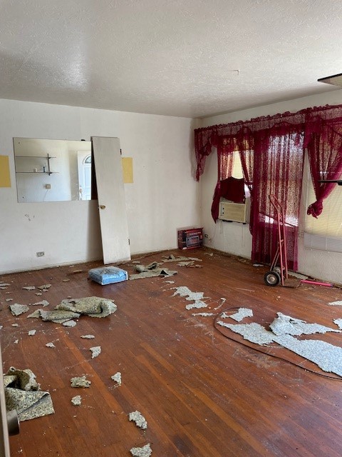 3530 Carrolleton Street Corpus Christi, TX 78411 - Photo 14 of 16 a view of empty room