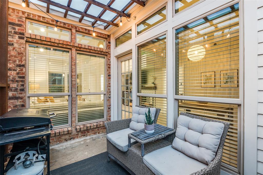 3642 Word Street Dallas, TX 75204 - Photo 27 of 33