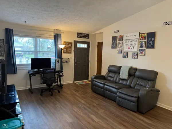 $199,900 | 5147 Antigua Trail, Indianapolis, IN 46237