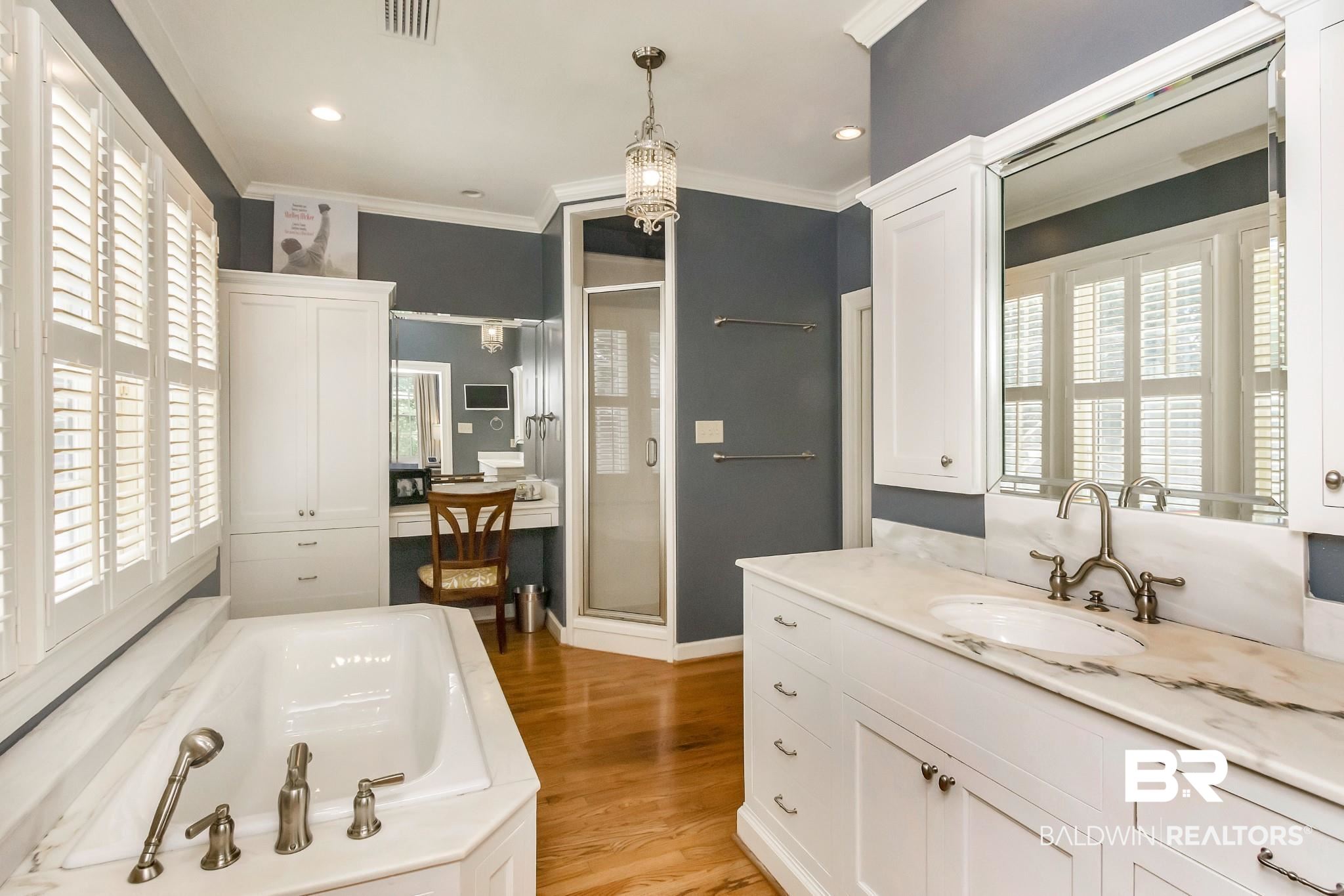 1915 Old Shell Road Mobile, AL 36607 - Photo 28 of 38