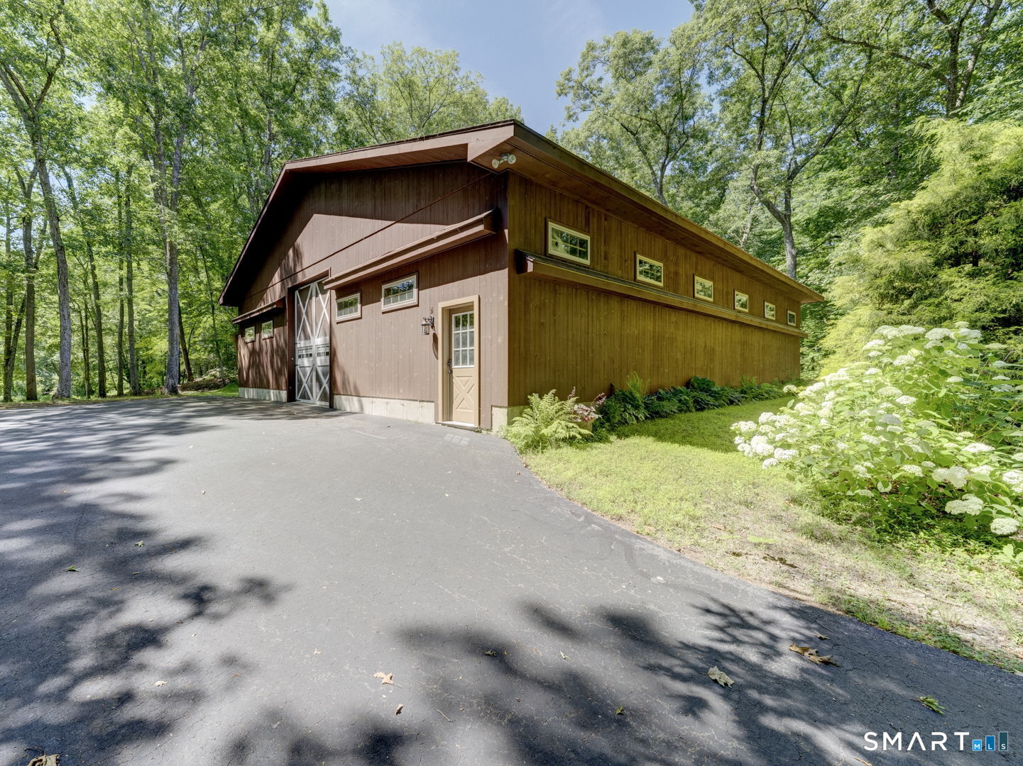 140 Old Willimantic Road Columbia, CT 06237 - Photo 3 of 37