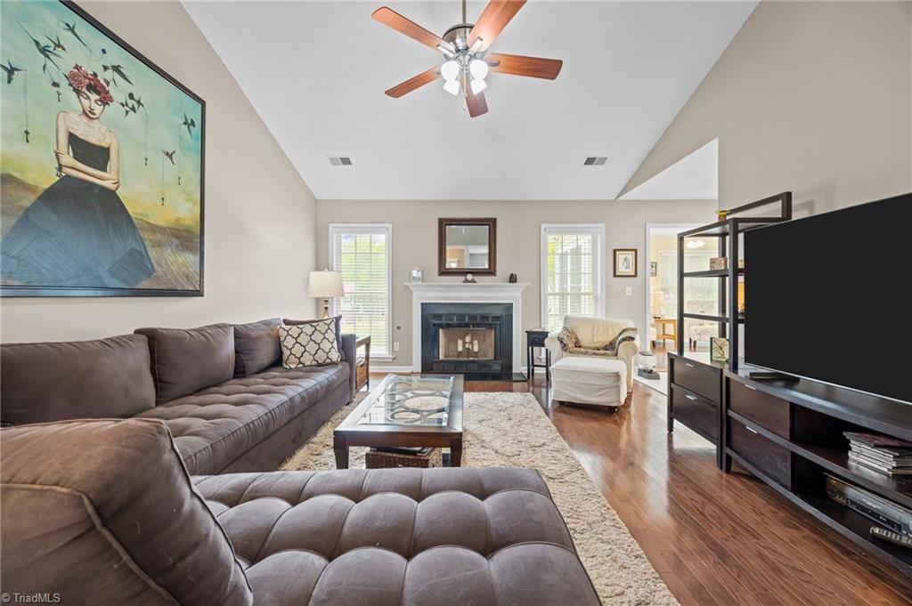 5306 Willow Ridge Drive Summerfield, NC 27358 - Photo 4 of 46