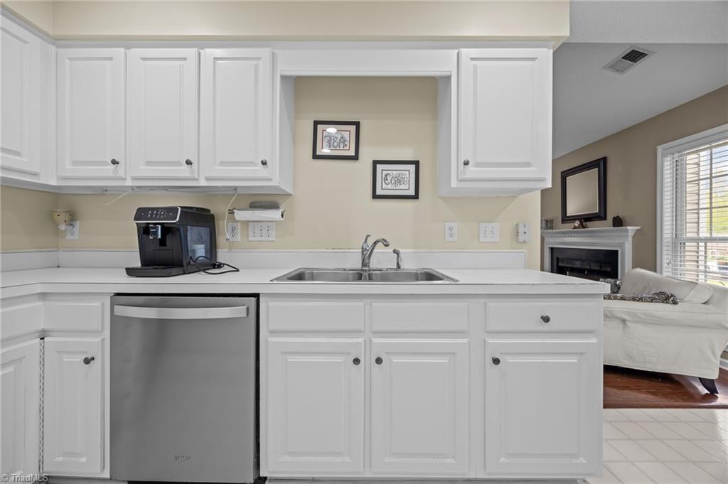 5306 Willow Ridge Drive Summerfield, NC 27358 - Photo 10 of 46