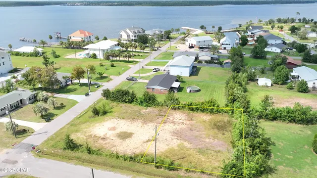 $67,500 | 1006 West 3rd Street, Lynn Haven, FL 32444