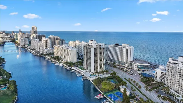 $1,950,000 | 5500 Collins Avenue, Unit 802, Miami Beach, FL 33140