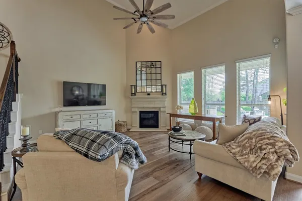 $725,000 | 128 Shane Street, Montgomery, TX 77316