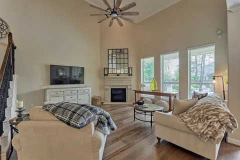 $725,000 | 128 Shane Street, Montgomery, TX 77316