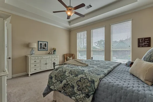 $725,000 | 128 Shane Street, Montgomery, TX 77316