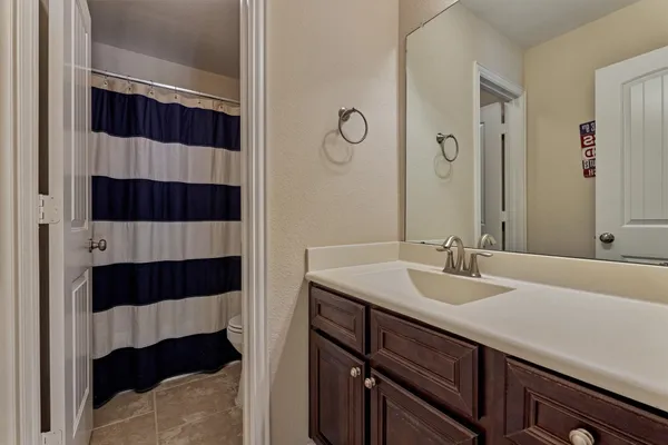 $725,000 | 128 Shane Street, Montgomery, TX 77316