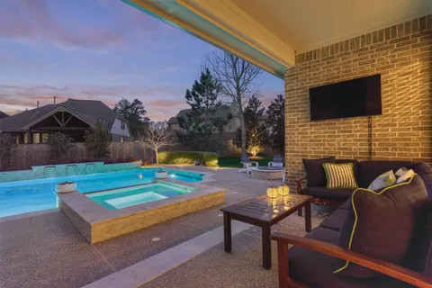 $725,000 | 128 Shane Street, Montgomery, TX 77316