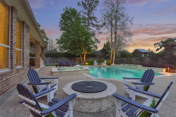 $725,000 | 128 Shane Street, Montgomery, TX 77316