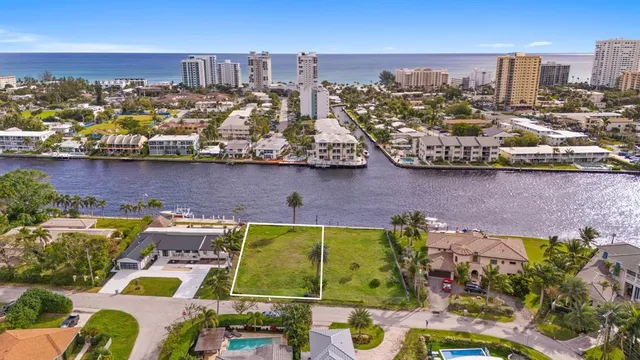 $2,500,000 | 700 Southeast 28th Avenue, Pompano Beach, FL 33062