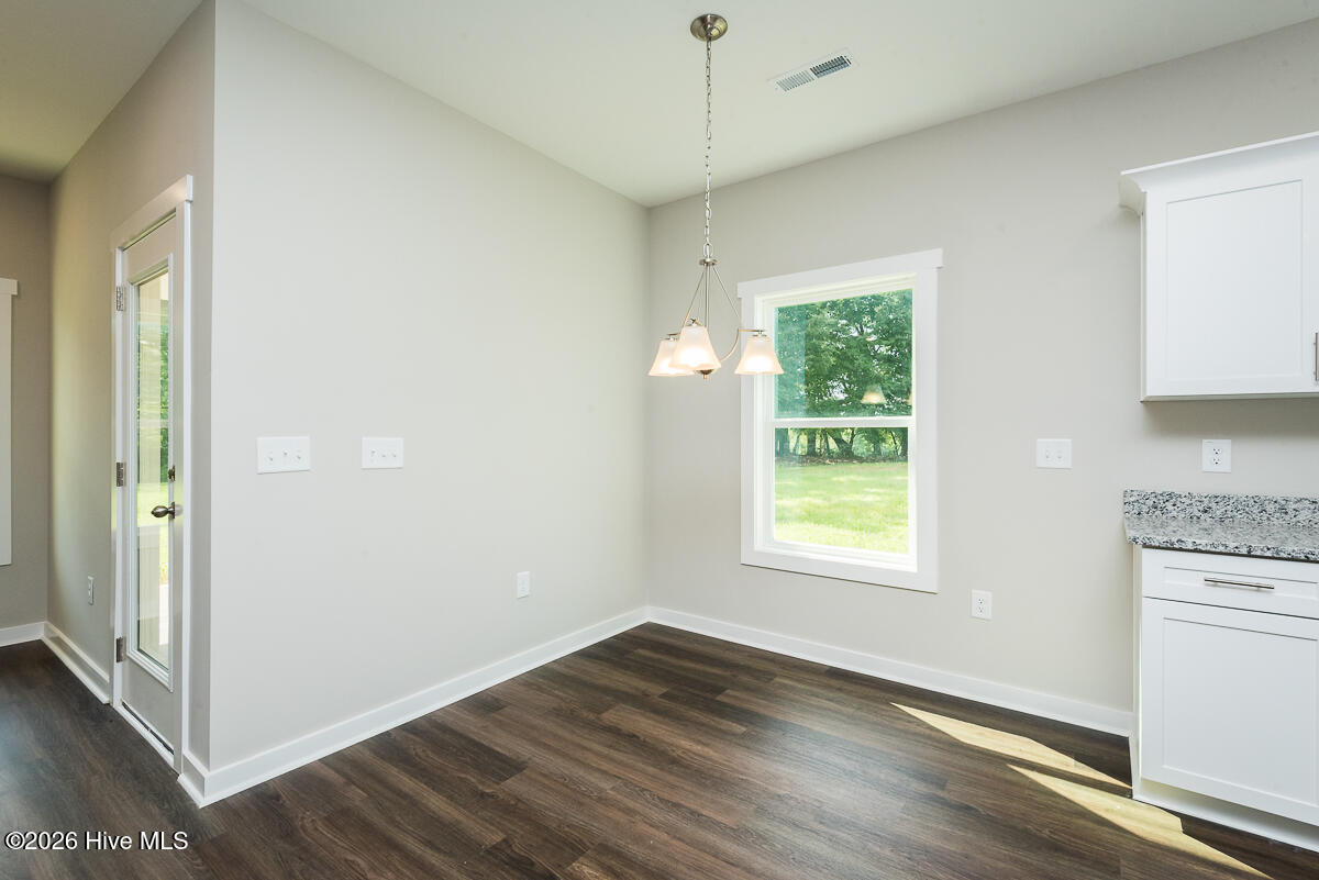 107 Chester Place Pikeville, NC 27863 - Photo 7 of 21 Landon - E