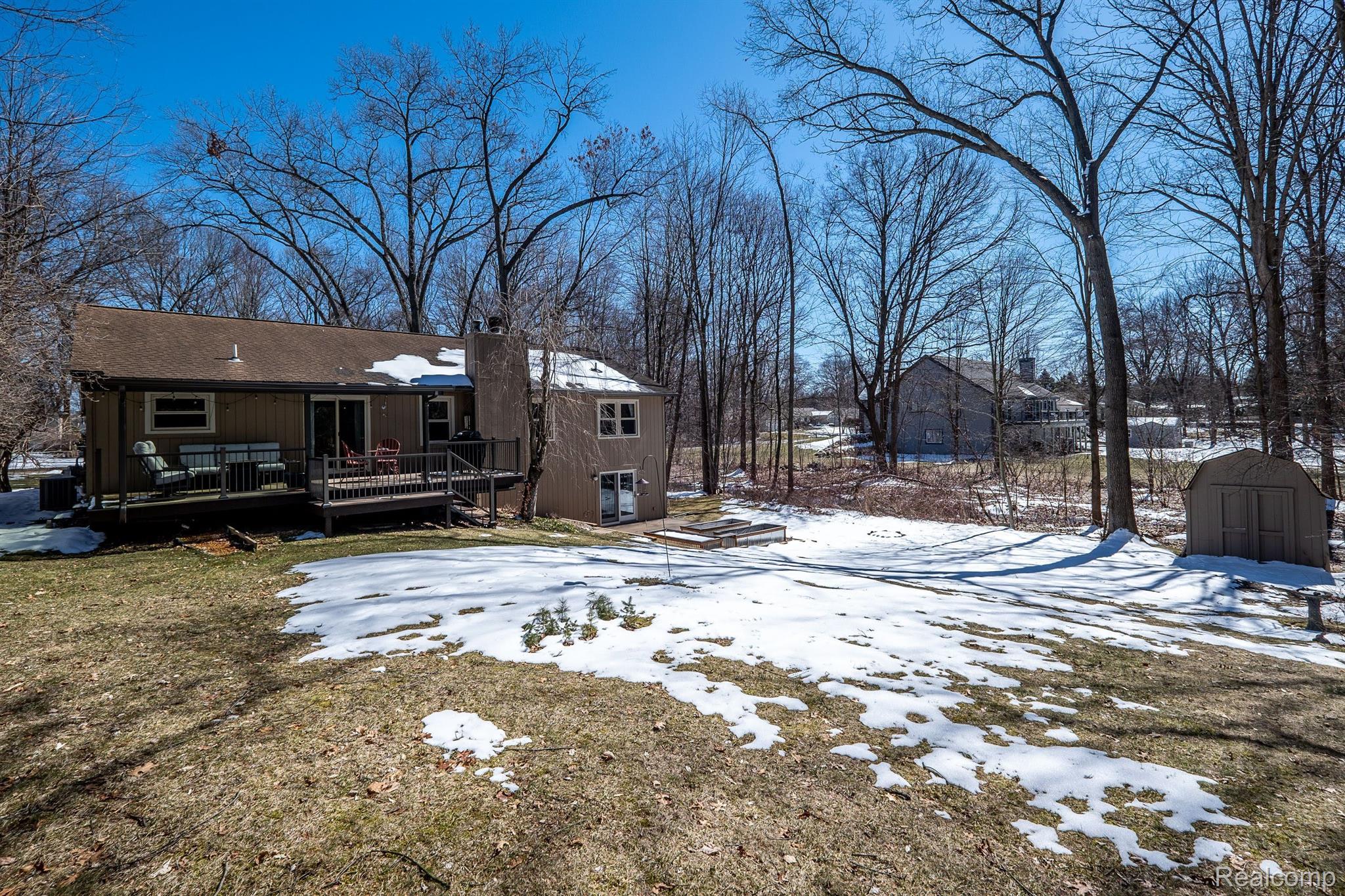 3893 Cheryl Drive Commerce Township, MI 48382 - Photo 36 of 52 Gallery Image 36