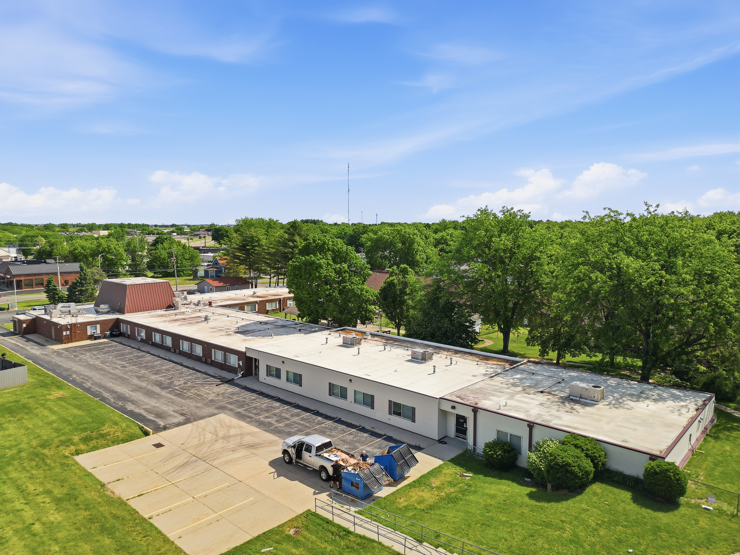 2601 Woodlawn Road Sterling, IL 61081 - Photo 5 of 43